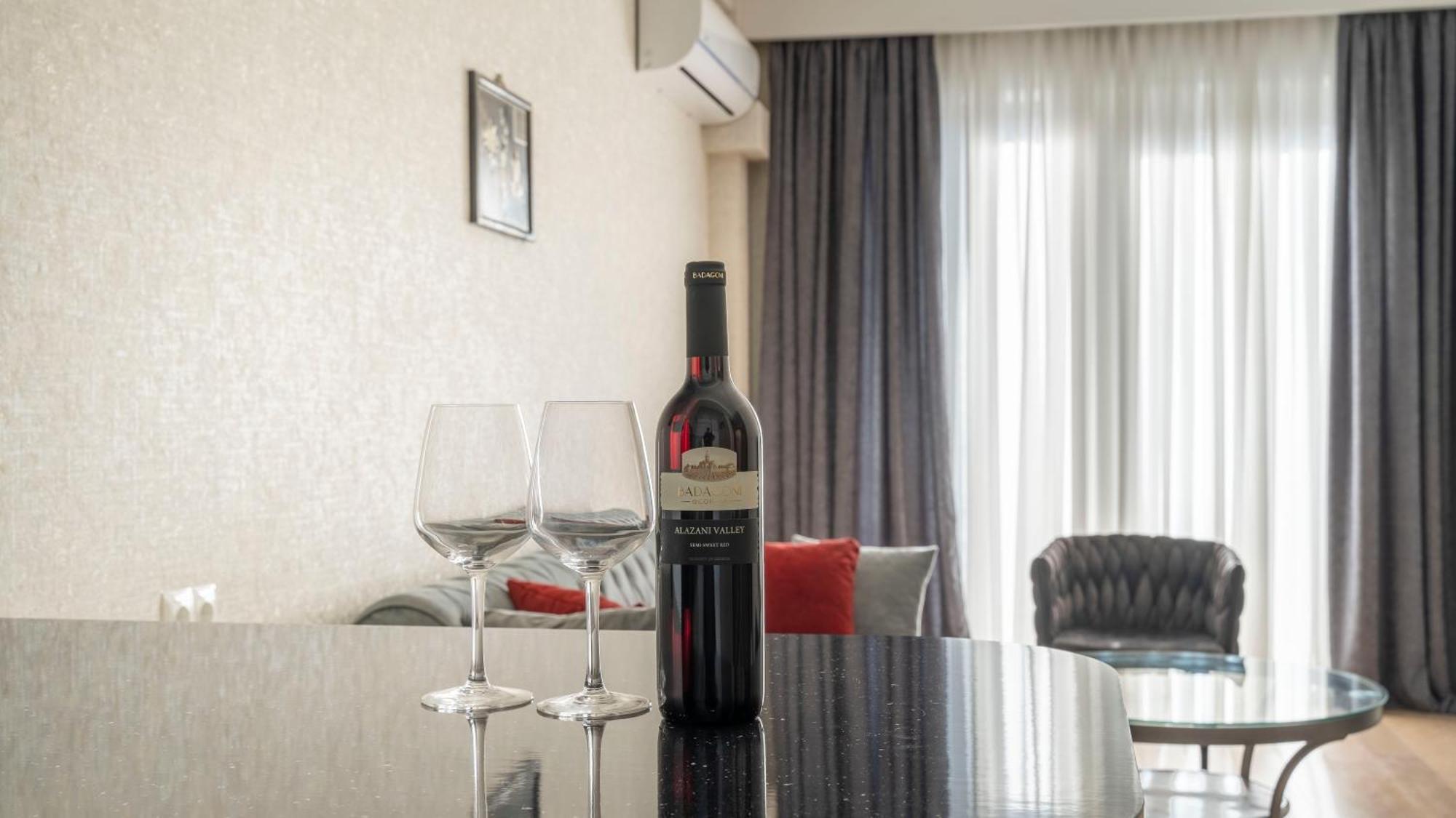 Avlabari District Premium Apartments Tbilisi Ngoại thất bức ảnh